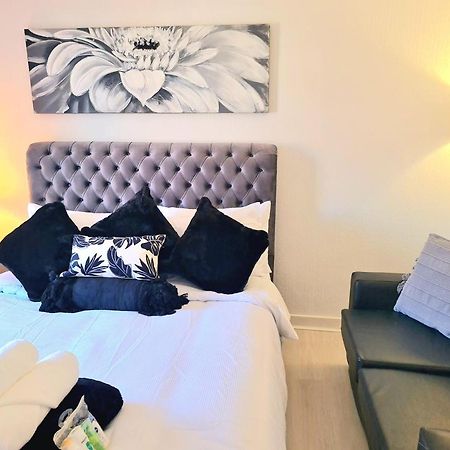 Immaculate 3-Bedrooms Dundee Apartment المظهر الخارجي الصورة