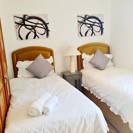 Immaculate 3-Bedrooms Dundee Apartment المظهر الخارجي الصورة