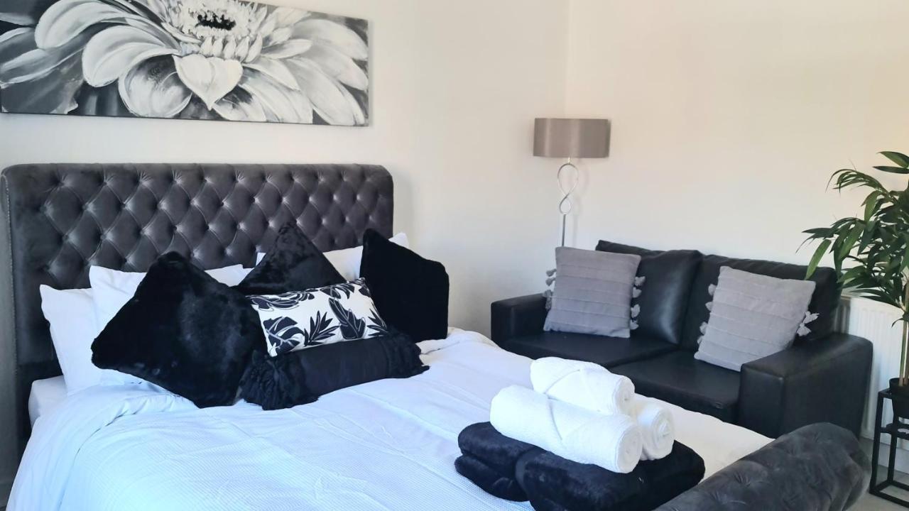 Immaculate 3-Bedrooms Dundee Apartment المظهر الخارجي الصورة