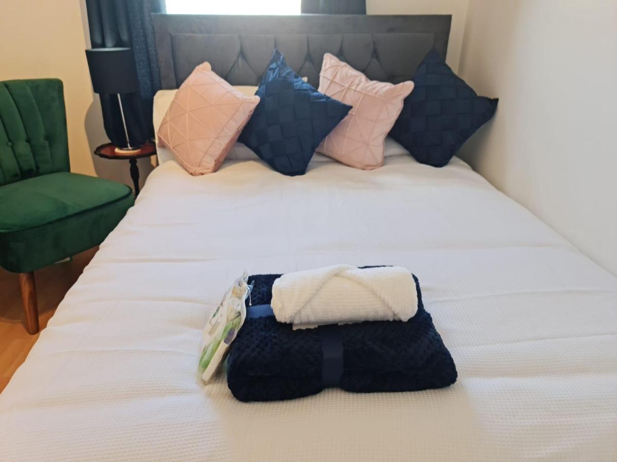Immaculate 3-Bedrooms Dundee Apartment المظهر الخارجي الصورة